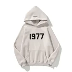 Pullover Printed 1977 Essentials Hoodie